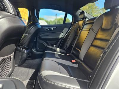 2020 Volvo S60 - Thumbnail