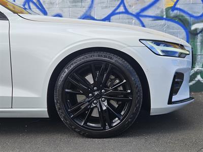 2020 Volvo S60 - Thumbnail