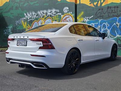2020 Volvo S60 - Thumbnail