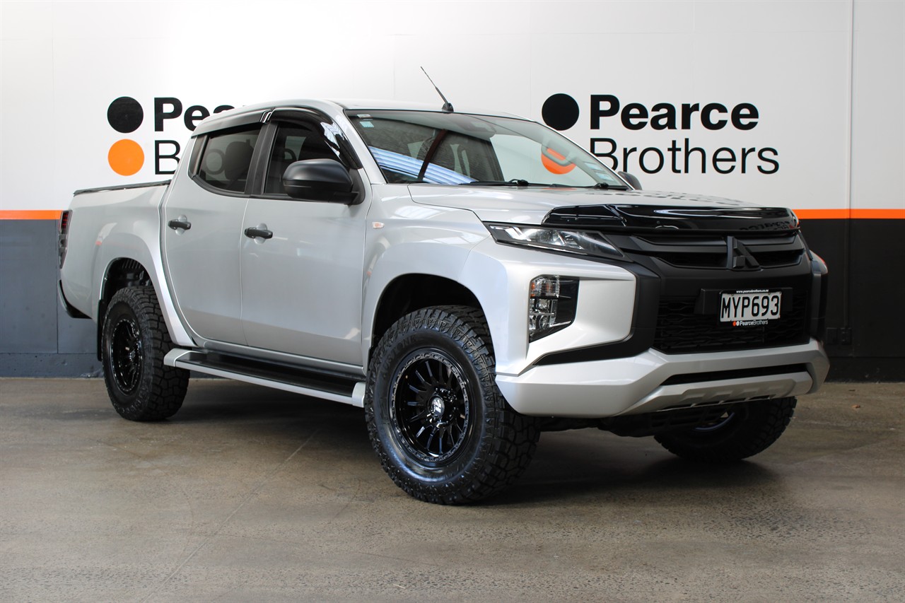 2020 Mitsubishi Triton