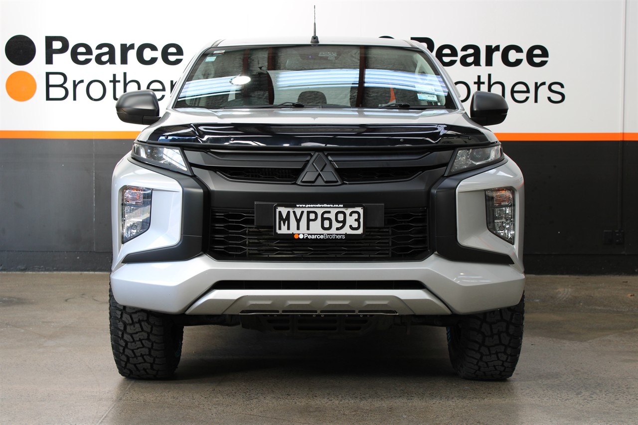 2020 Mitsubishi Triton