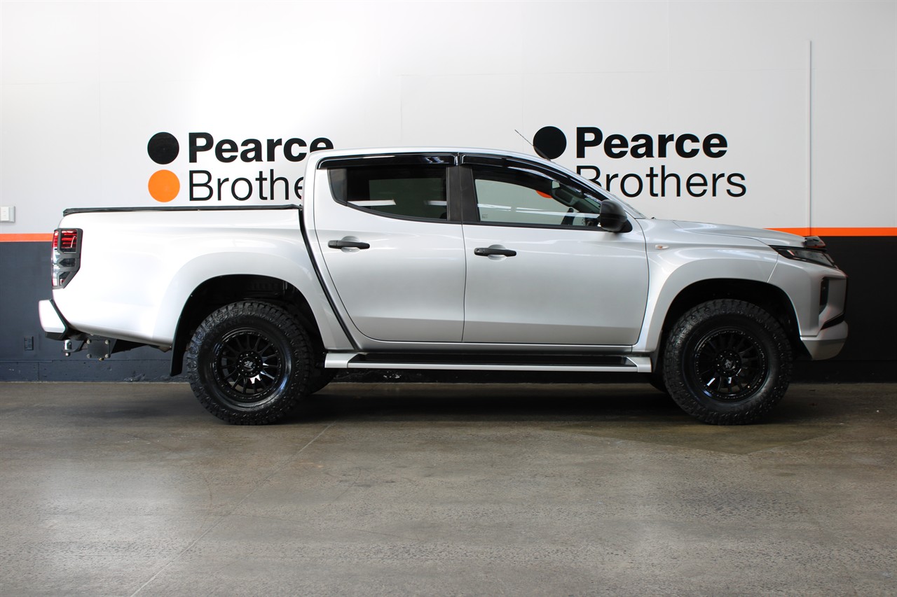 2020 Mitsubishi Triton