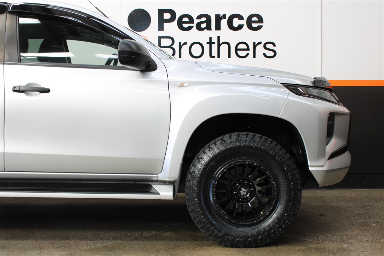 2020 Mitsubishi Triton