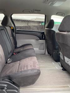 2007 Toyota Estima - Thumbnail