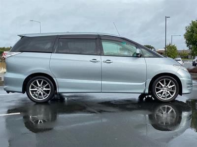 2007 Toyota Estima - Thumbnail