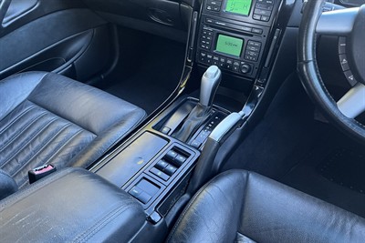 2005 Holden Commodore - Thumbnail