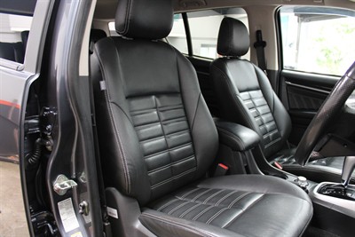 2021 Isuzu Mu-X - Thumbnail