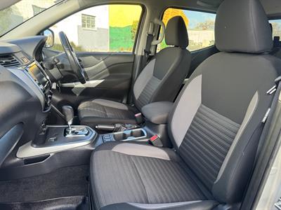 2023 Nissan Navara - Thumbnail