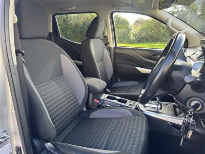 2023 Nissan Navara - Thumbnail