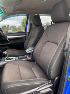 2017 Toyota Hilux - Thumbnail