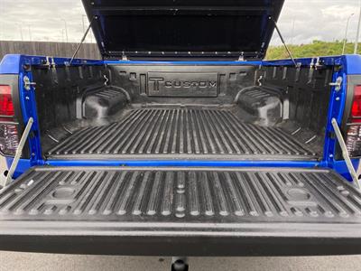 2017 Toyota Hilux - Thumbnail