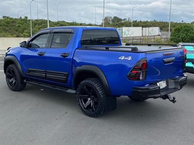 2017 Toyota Hilux - Thumbnail