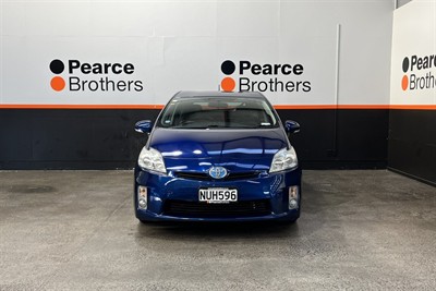 2010 Toyota PRIUS - Thumbnail