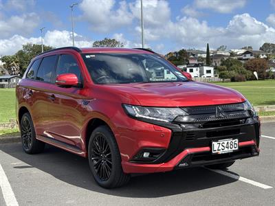 2019 Mitsubishi Outlander - Thumbnail