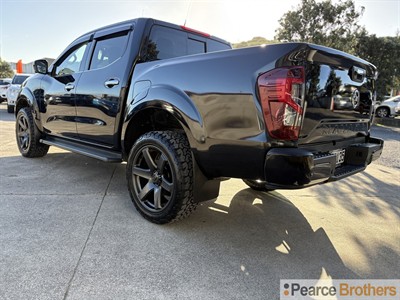 2021 Nissan Navara - Thumbnail