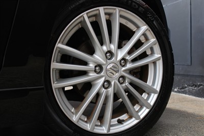 2014 Suzuki Swift - Thumbnail