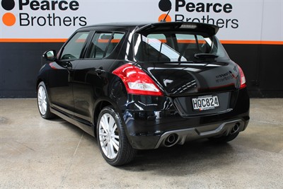 2014 Suzuki Swift - Thumbnail