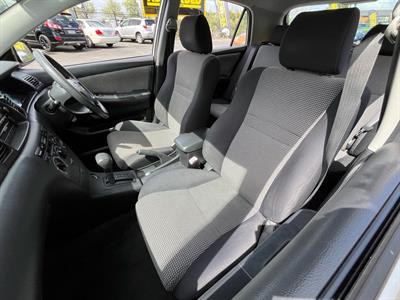 2004 Toyota Corolla - Thumbnail