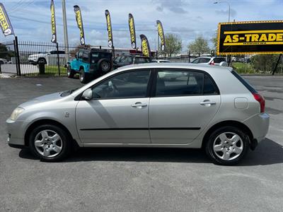 2004 Toyota Corolla - Thumbnail