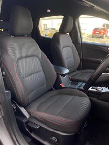 2022 Ford Escape - Thumbnail