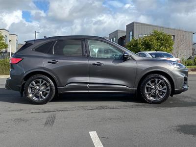 2022 Ford Escape - Thumbnail