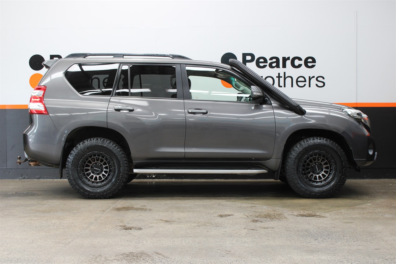2017 Toyota Landcruiser Prado