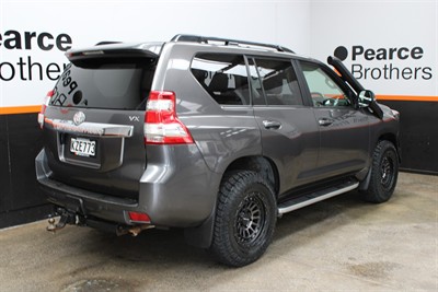 2017 Toyota Landcruiser Prado - Thumbnail