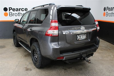 2017 Toyota Landcruiser Prado - Thumbnail