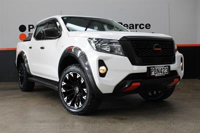 2022 Nissan Navara - Thumbnail