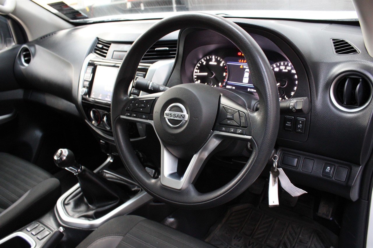 2022 Nissan Navara