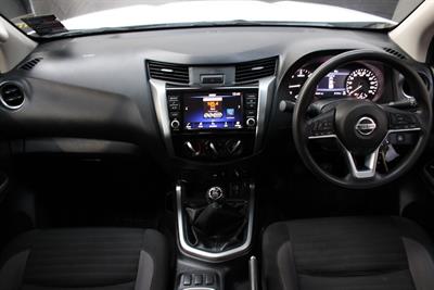2022 Nissan Navara - Thumbnail