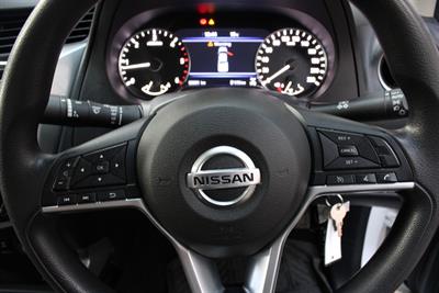 2022 Nissan Navara - Thumbnail