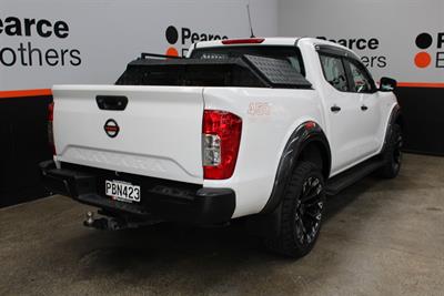 2022 Nissan Navara - Thumbnail