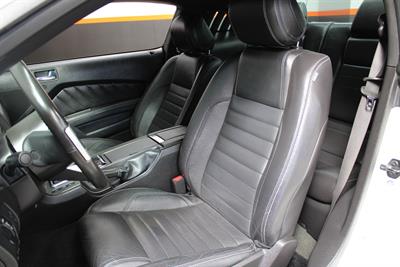 2012 Ford Mustang - Thumbnail