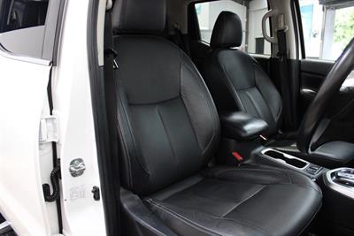 2018 Nissan Navara - Thumbnail