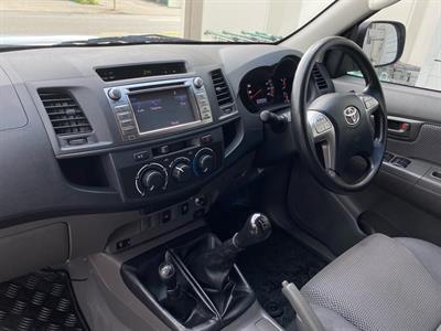 2015 Toyota Hilux - Thumbnail