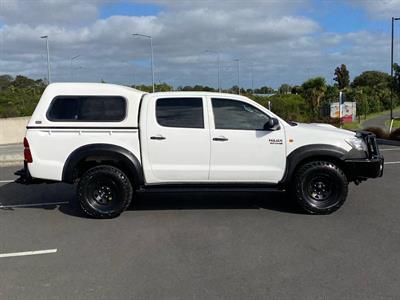2015 Toyota Hilux - Thumbnail
