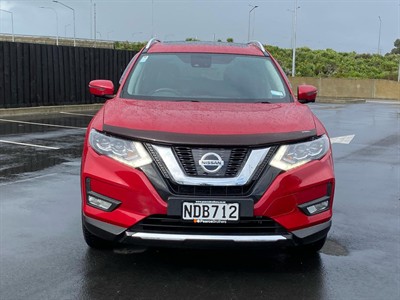 2020 Nissan X-Trail - Thumbnail
