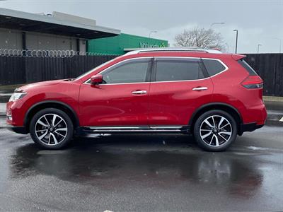 2020 Nissan X-Trail - Thumbnail