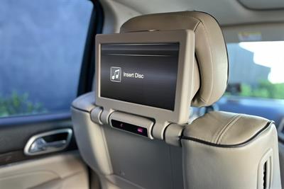 2016 Jeep Grand Cherokee - Thumbnail