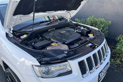 2016 Jeep Grand Cherokee - Thumbnail