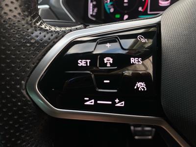 2021 Volkswagen Tiguan - Thumbnail