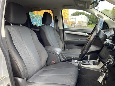 2013 Isuzu D-Max - Thumbnail