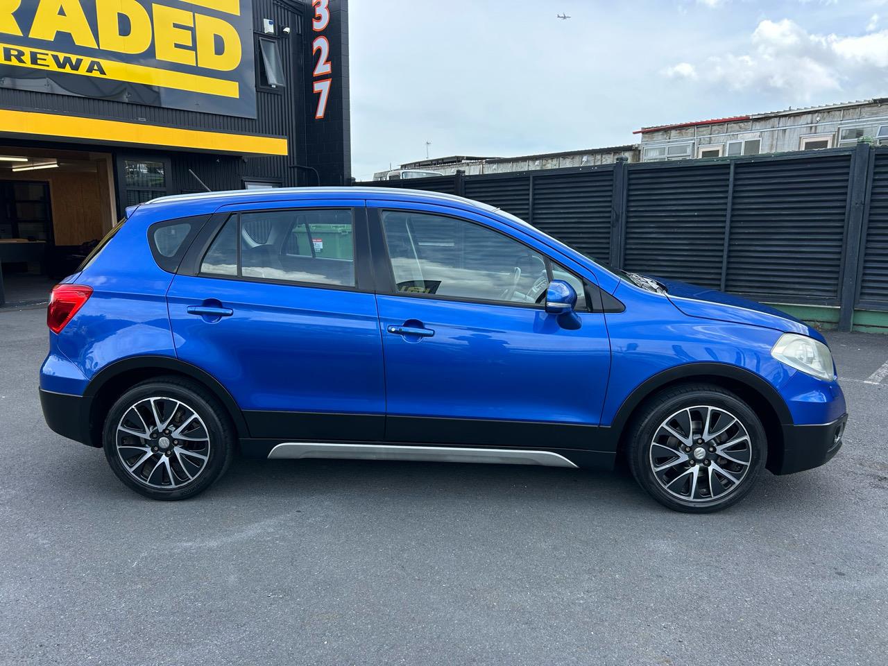 2014 Suzuki S-Cross