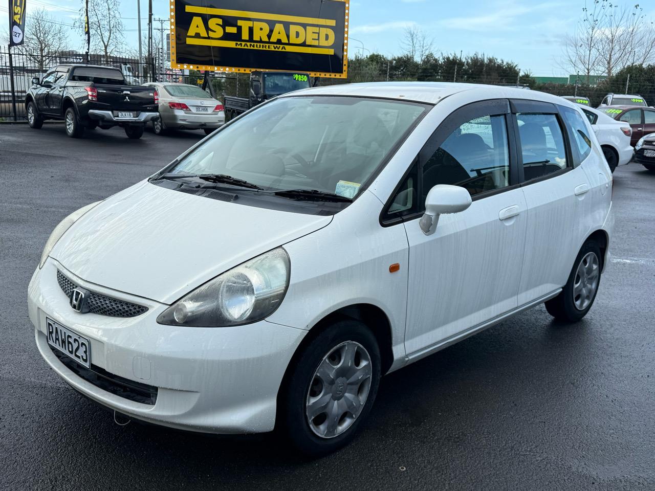 2005 Honda FIT