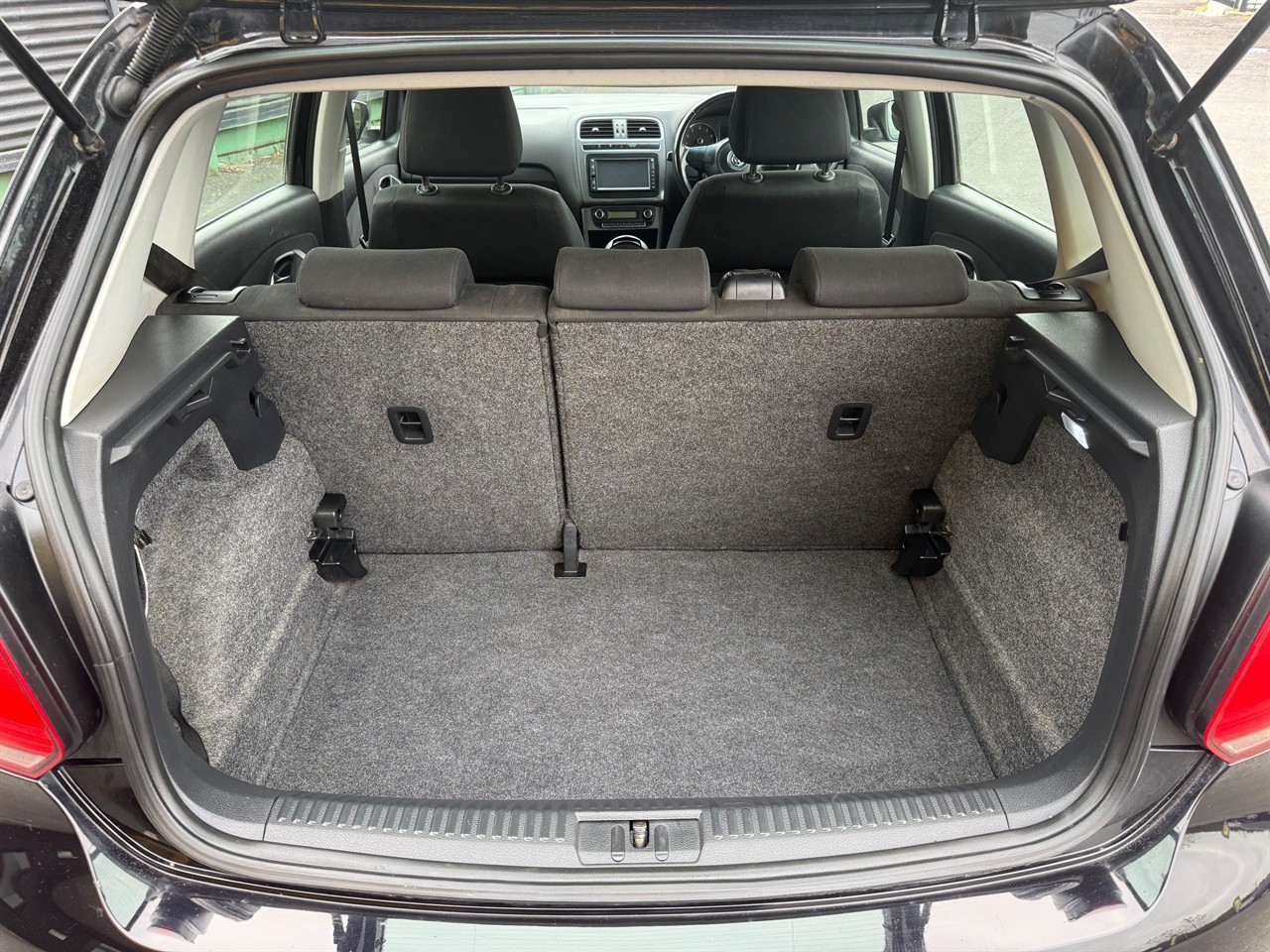 2011 Volkswagen POLO