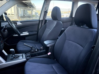 2011 Subaru FORESTER - Thumbnail