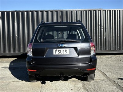 2011 Subaru FORESTER - Thumbnail
