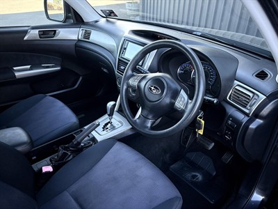 2011 Subaru FORESTER - Thumbnail