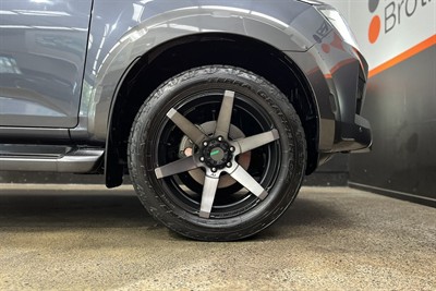 2022 Isuzu D-Max - Thumbnail